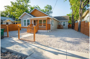 Dont Miss Dynamic 4BR2BA Near Jolly Riverwalk